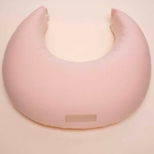 BRAND NEW butterr Nursing Pillow